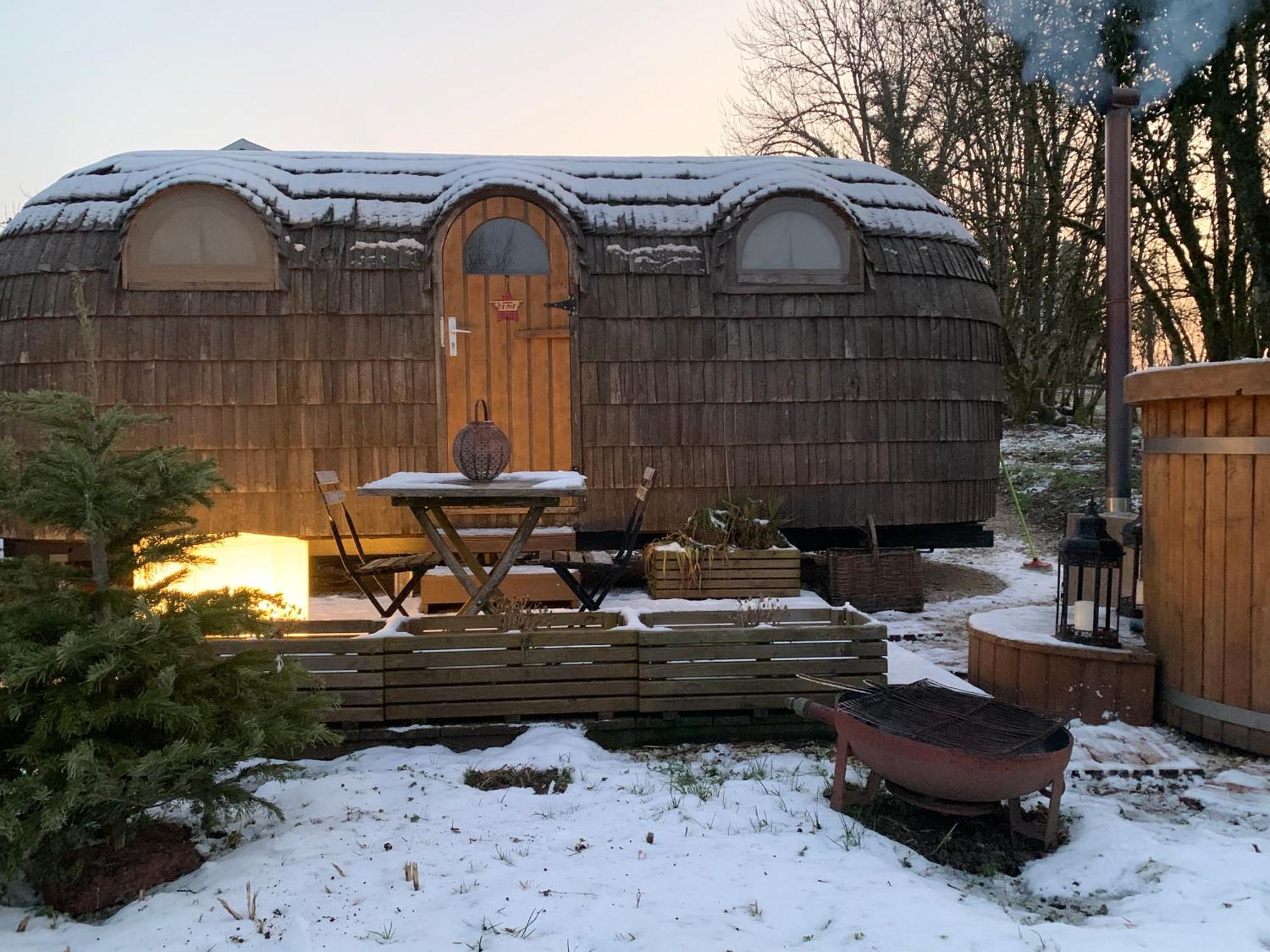 Cabane En Bois Avec Bain Nordique Et Sauna Marigny  Kültér fotó